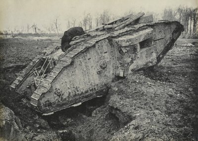 1918年のイギリス戦車の写真 作： English Photographer